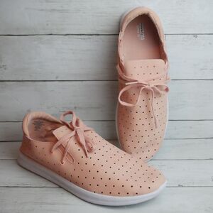 Mossimo Supply CO. Women's Size 11 Pink Gym Shoes Lightweight Sneakers